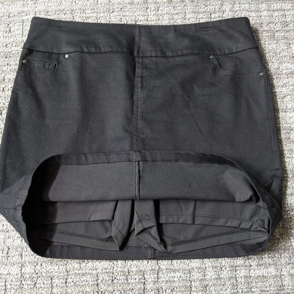 Black Denim Performance Skort - Picture 2 of 3